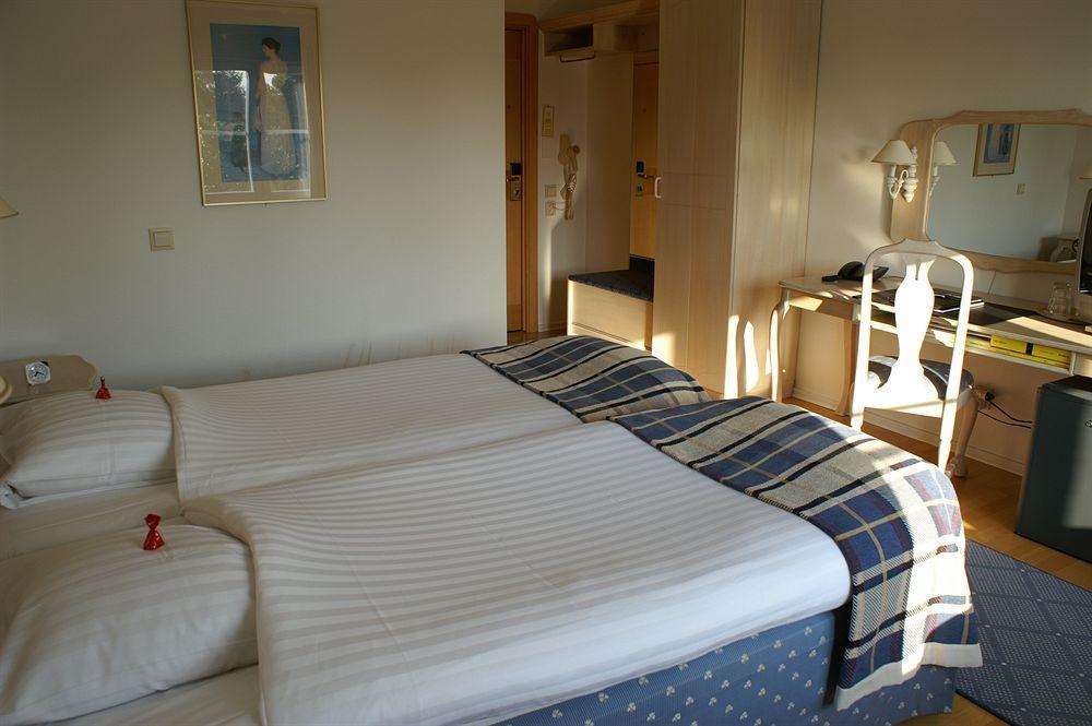Hotel Moelndals Bro Exterior foto
